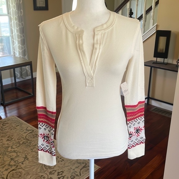 NWT - Free People Mikah Layering Cuff Ivory Long sleeve V-Neck, Size S - Picture 2 of 8